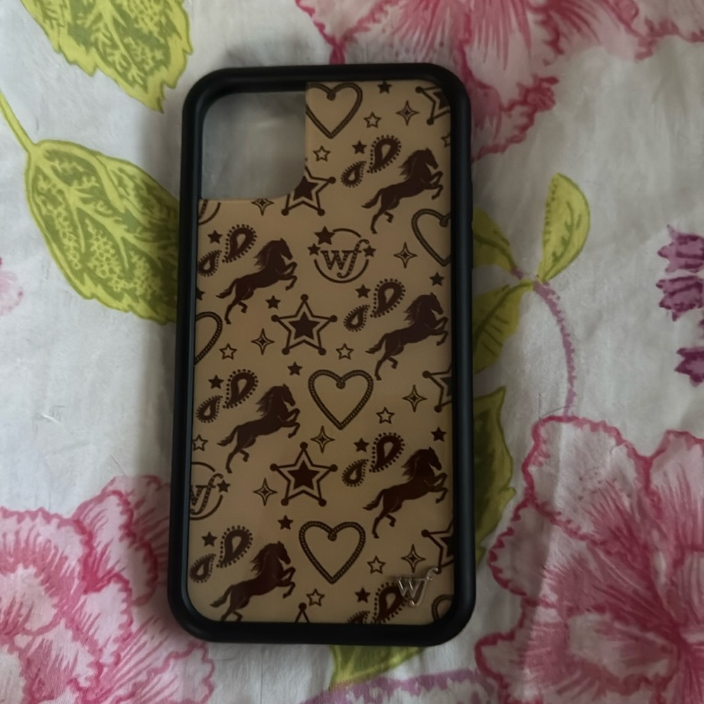 iPhone 11 Case. Color/Case “Rodeo Drive” - Picture 1 of 2